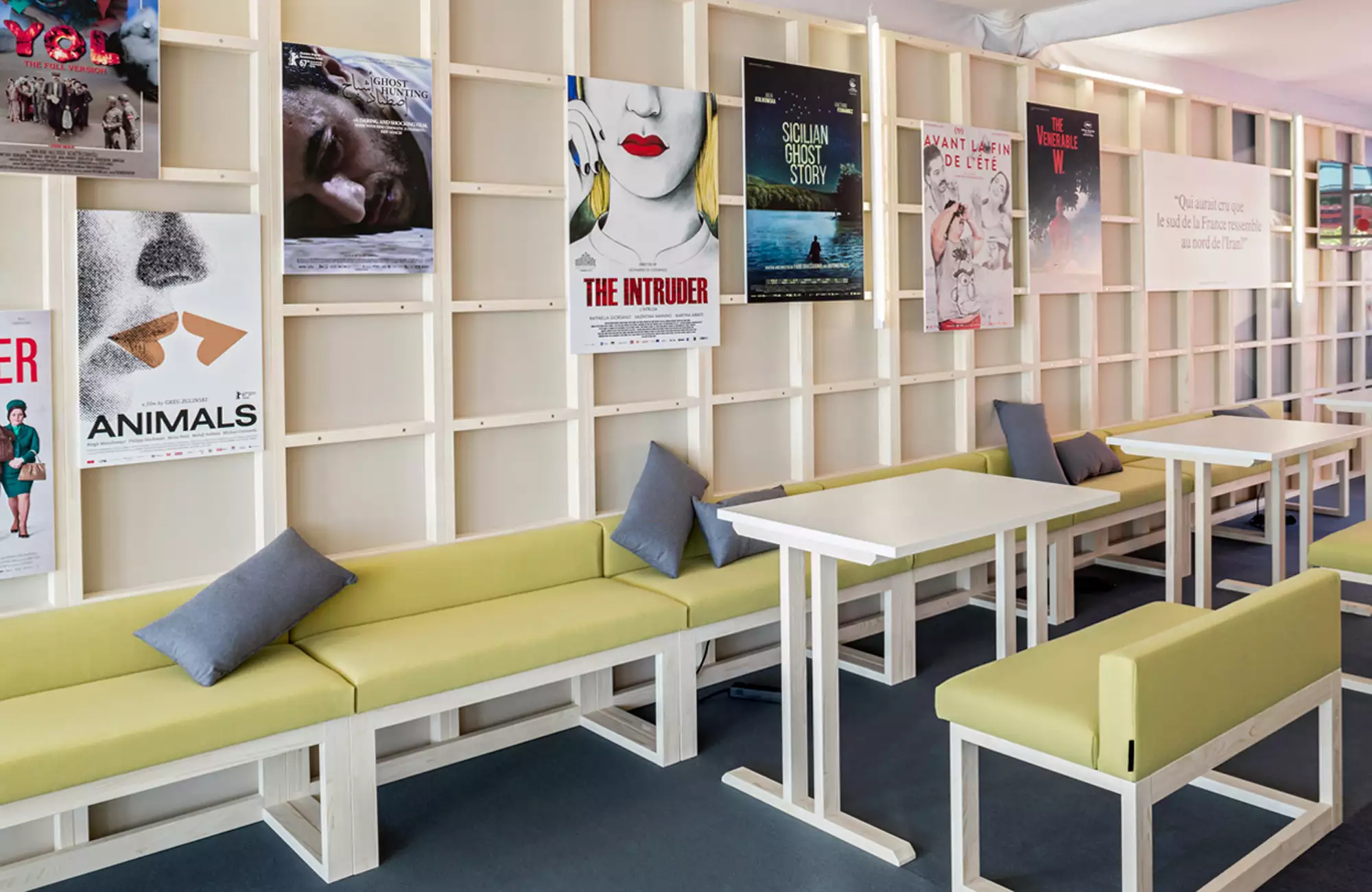 acousticpearls-arik-tissu-fauteuil-trevira-cs-robuste image 2