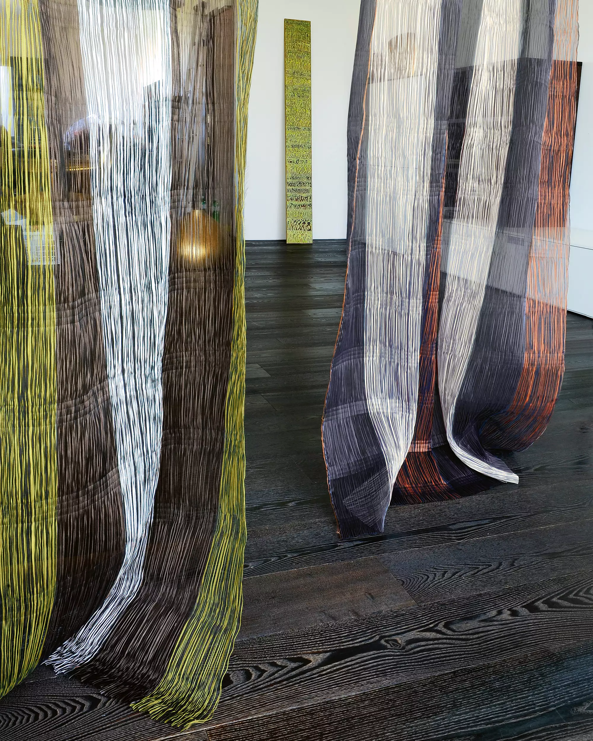 acousticpearls-halina-stripe-tissu-rideau-ray-trevira image 2