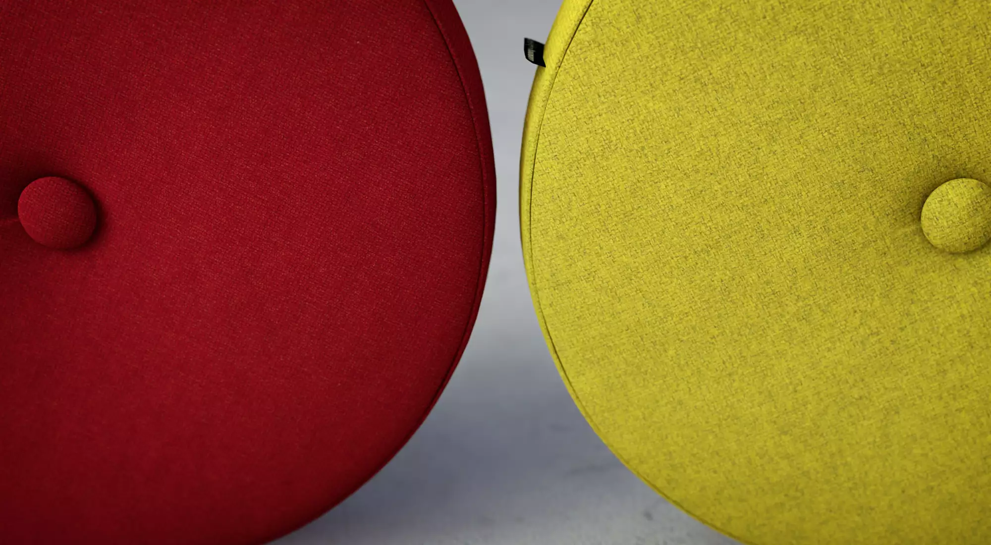 acousticpearls-alex-tissu-fauteuil-trevira-cs-r-sistant image 2