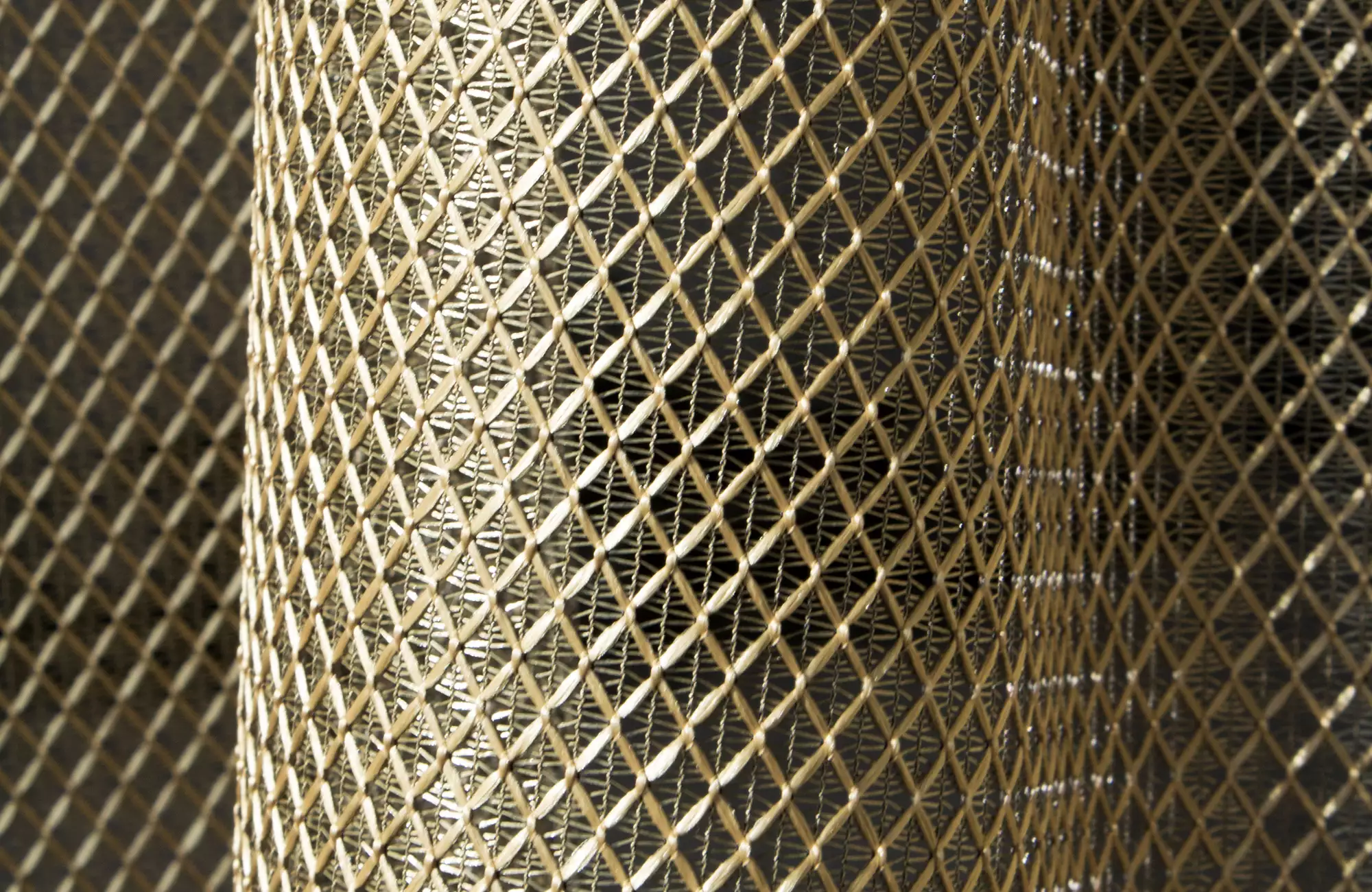 acousticpearls-alu-net-tissu-ameublement-maille-m-tallis-e image 2