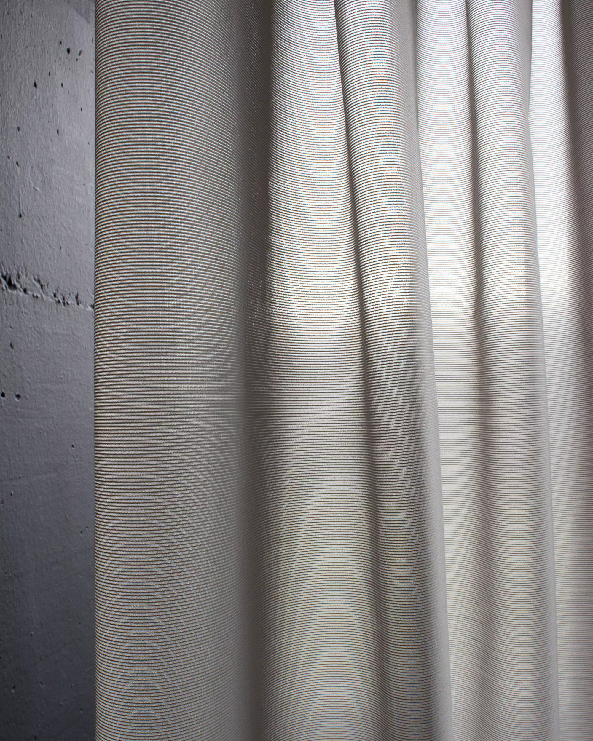 acousticpearls-primacoustic-voilage-transparent-acoustique-mat image 1